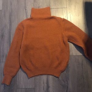 Comfy Oak and fort Sweater small